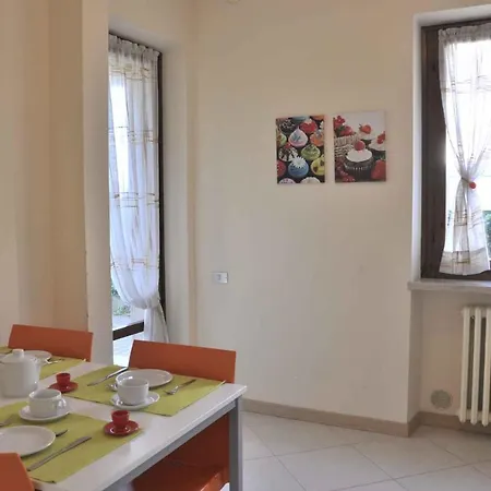 In Lazise/gardasee 21945 Appartement *