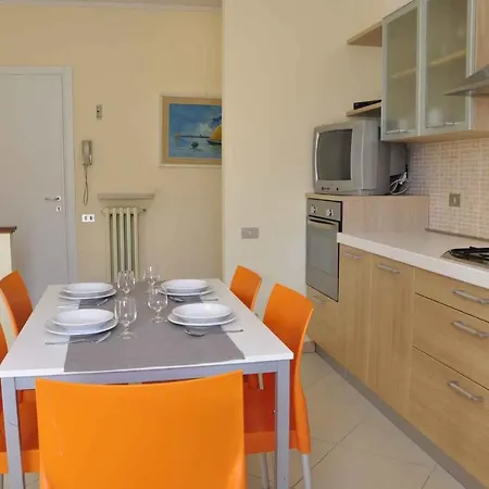 Appartement In Lazise/gardasee 21945 *
