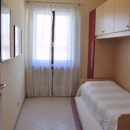 In Lazise/gardasee 21945 Appartement